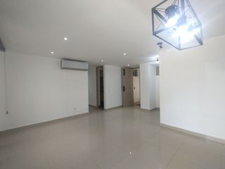 Apartamento en arriendo en Villa Campestre.