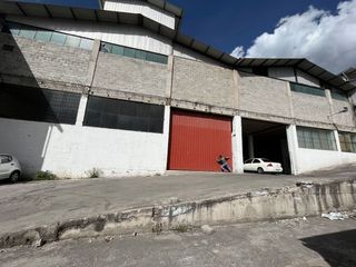 RENTO BODEGA 400M2, SECTOR ELOY ALFARO, NORTE DE QUITO