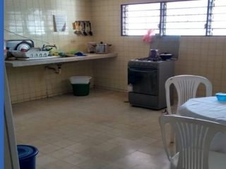 Foto 3 de VENDO CASA LOTE EN EL POBLADO CON 4 ALCOBAS Y AREA DE 464MTS !!EXCELENTE UBICACION¡¡ SE ESCUCHA OFERTA