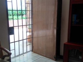 Foto 7 de VENDO CASA LOTE EN EL POBLADO CON 4 ALCOBAS Y AREA DE 464MTS !!EXCELENTE UBICACION¡¡ SE ESCUCHA OFERTA