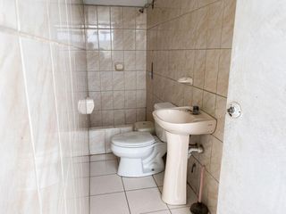 Foto 4 de VENTA DE LOCAL INDUSTRIAL COMO TERRENO EN SAN JUAN DE LURIGANCHO