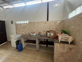 Foto 14 de casa rentera de venta en manta zona sur