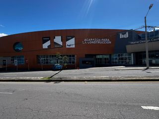 Foto 1 de VENTA DE OFICINA EN HOME DESIGN CENTER QUITO,  ECUADOR