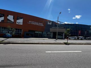 Foto 2 de VENTA DE OFICINA EN HOME DESIGN CENTER QUITO,  ECUADOR