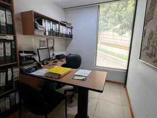 Foto 22 de VENTA DE OFICINA EN HOME DESIGN CENTER QUITO,  ECUADOR