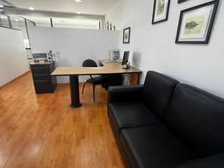 Foto 12 de VENTA DE OFICINA EN HOME DESIGN CENTER QUITO,  ECUADOR