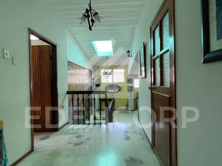 CASA EN URDESA CENTRAL