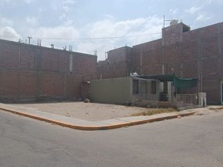 Terreno de 118.05 m² en Esquina, en La Urb. Sol de Ica VII Etapa, Los Portales.