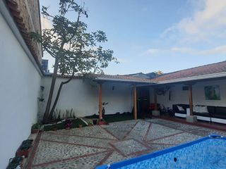 Foto 10 de casa amplia en un piso