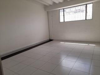 ARRIENDO CASA EN CHAPINERO CALLE 63 CON 17, 1100 MT2