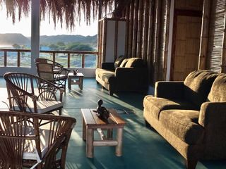 Foto 4 de Vendo Casa/hotel Playa Punta Mero Tumbes - 1era Fila - $299,000