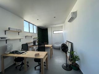 Foto 1 de EXCELENTE OFICINA DISPONIBLE EN ZONA NORTE