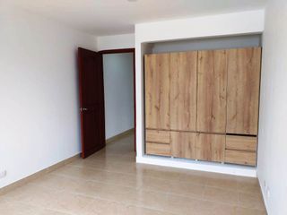 Apartamento Remodelado para la venta ubicado en Pinares