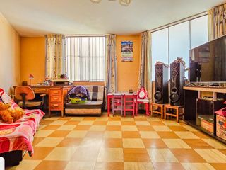 EN VENTA CASA COMERCIAL EN HUNTER