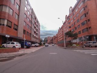 Amplios Locales Comerciales en Renta, Sector Zona Rosa, Cuenca