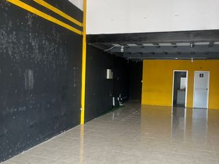 Foto 2 de Norte, Venta de Excelente Local Comercial de 142 m² Complejo de Oportunidad