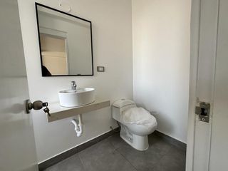 Foto 7 de EN VENTA OFICINA EN SAN ISIDRO RECIÉN REMODELADAS CON UNA GRAN UBICACIÓN