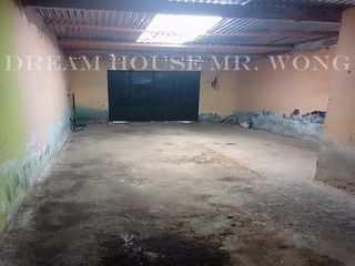 Foto 7 de OCACION POR VIAJE VENDO AMPLIA CASONA DE 285.65M2 COMO TERRENO EN PAMPA DE COMAS ALT. 47 AV. TUPAC AMARU