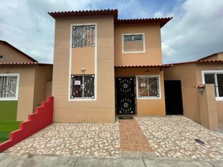En venta Casa en Urb. Duran City, Etapa Bromelia.