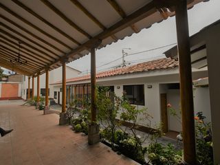 Foto 9 de ALQUILO CASONA DE 562 M² EN HUANTA