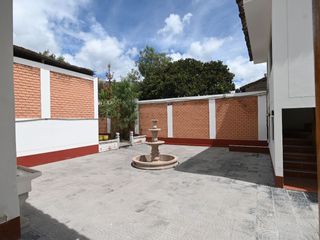 Foto 4 de ALQUILO CASONA DE 562 M² EN HUANTA