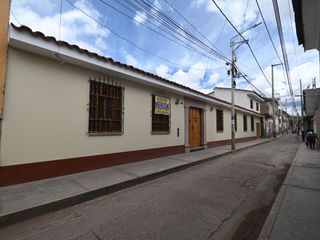 Foto 2 de ALQUILO CASONA DE 562 M² EN HUANTA