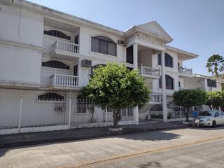Foto 1 de Departamento de Venta en Centenario