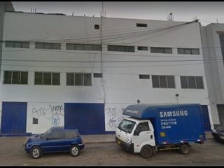 Foto 1 de Venta de Local Industrial en av. venezuela, lima