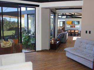 Foto 19 de Beautiful Home in Gated Residential Community - Surrounded by Mountian Views