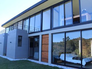 Foto 22 de Beautiful Home in Gated Residential Community - Surrounded by Mountian Views