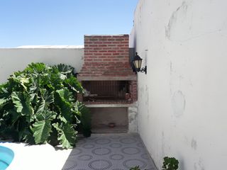 Foto 26 de VENTA Casa con pileta en Barrio Talleres Este