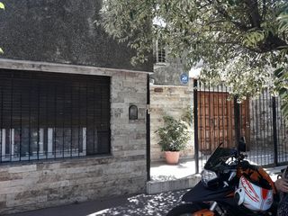 Foto 12 de VENTA Casa con pileta en Barrio Talleres Este