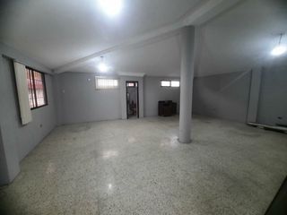 Foto 10 de ALQUILER CASA GARZOTA