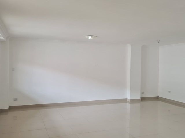 VENDO DEPARTAMENTO DE 3 DORMITORIOS EN URBANIZACION SANTA CECILIA