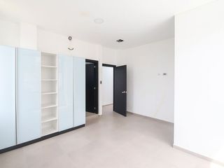 Foto 4 de VENTA DE CASA EN URB. PRIVADA VIA QUITO