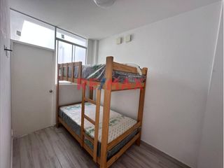 Foto 6 de Cerro Azul - Venta De Casa De Playa