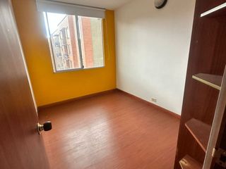 Venta apartamento con excelente iluminación, balcón con vista interior en Hayuelos