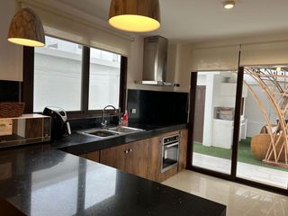 Foto 5 de casa de venta en manta