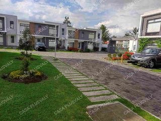 Casas VIP por estrenar en Quito sector La Armenia,Valle de los Chlllos