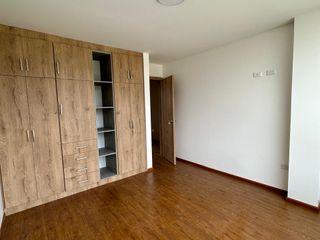 Foto 11 de CASA EN EL ECU 911
