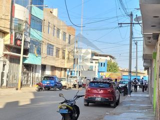 Foto 8 de VENTA DE CASA COMERCIAL A PRECIO DE TERRENO A METROS DE AV. SAENZ PEÑA