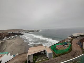 Preciosa Casa de Playa en Alquiler, 4 Pisos