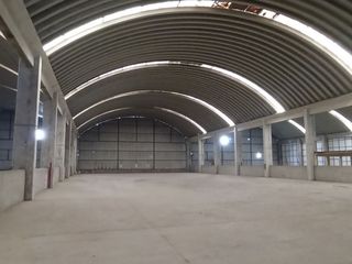 Foto 5 de Edificio comercial e industrial en Ate