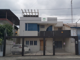 Foto 1 de PROPIEDAD COMERCIAL EN VENTA EN AVENIDA AMERICA DE PORTOVIEJO