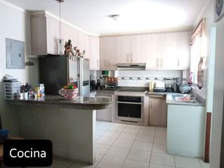 Foto 4 de PROPIEDAD COMERCIAL EN VENTA EN AVENIDA AMERICA DE PORTOVIEJO