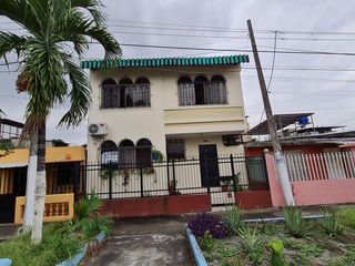 Foto 19 de Venta de Casa rentera en sector Sauces 2, cerca a Megakywi de La Garzota