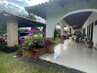 SE VENDE CASA EN EL CERRITO