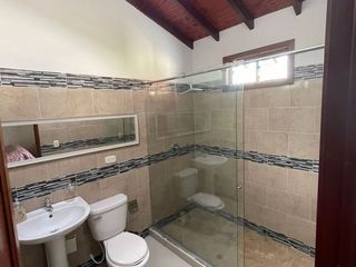 SE VENDE CASA EN EL CERRITO