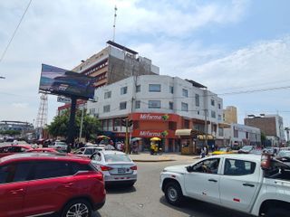 Edificio comercial en plena centro Avenida Pardo de Chimbote