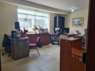 Foto 18 de Edificio comercial en plena centro Avenida Pardo de Chimbote